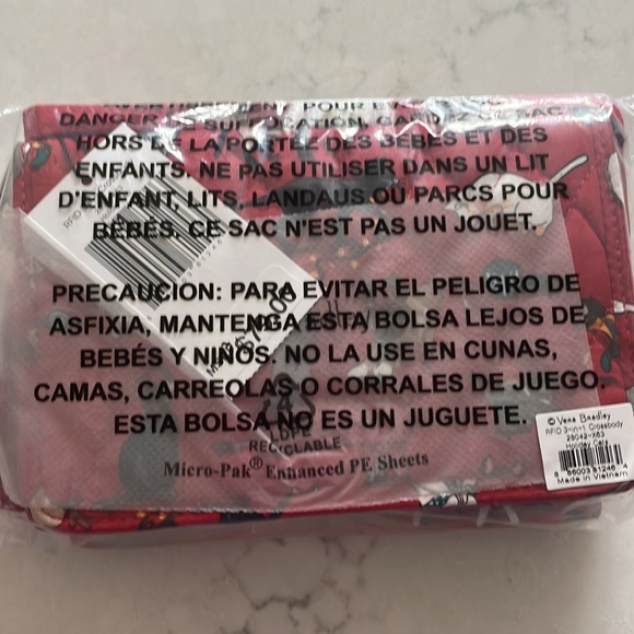 Vera Bradley Factory Style RFID 3-in-1 Crossbody
Signature Cotton Holiday Cats - Picture 3 of 5